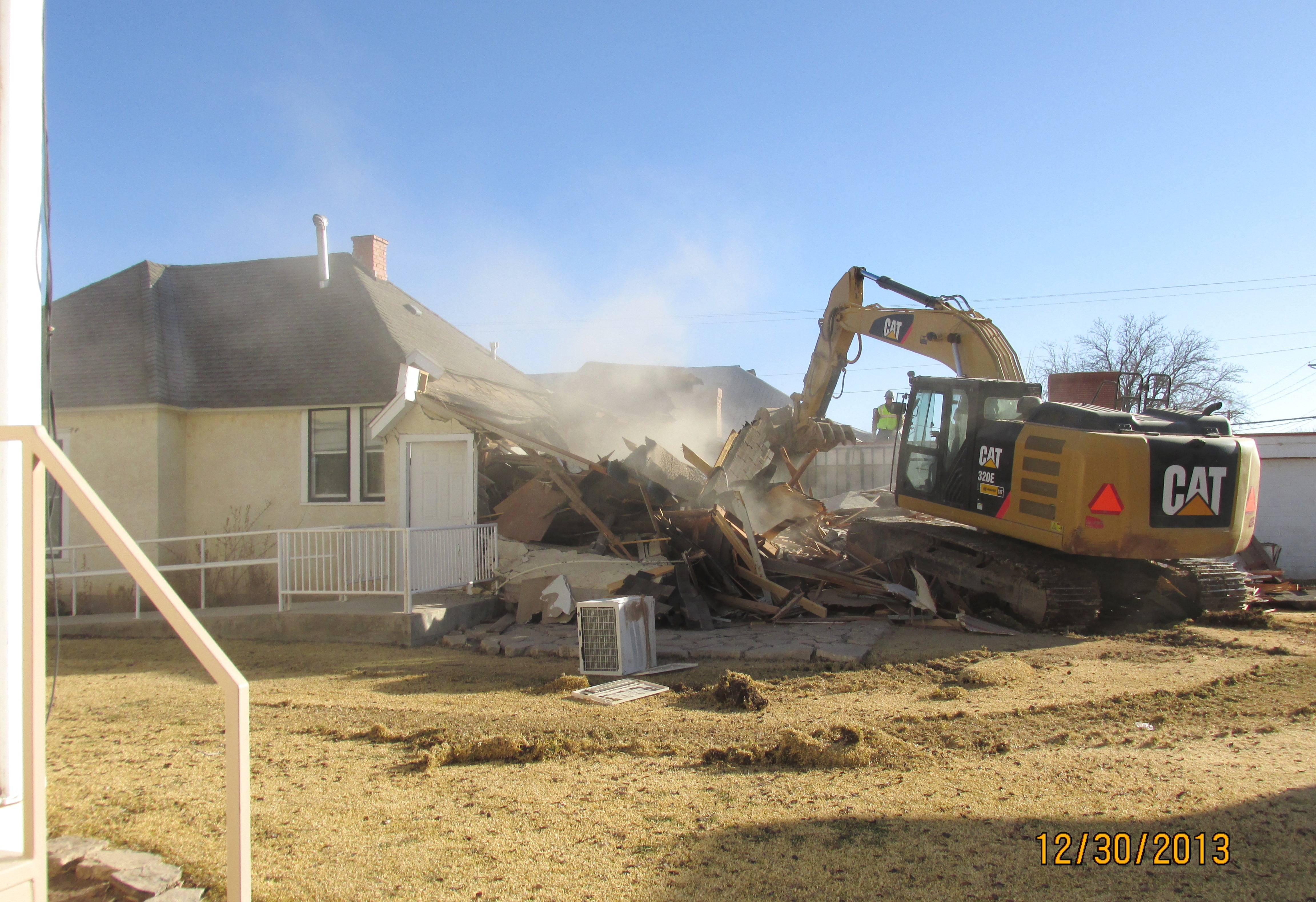 art annex demolition 12-30-13 001